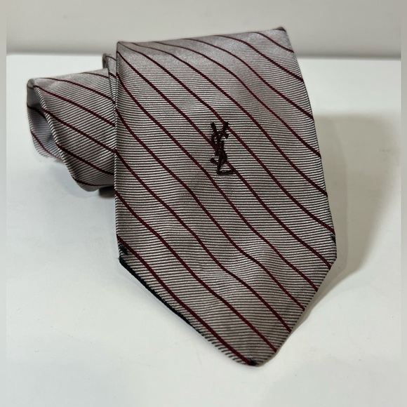 Yves Saint Laurent Classic Front Logo Stitched Vintage Silver Tie Red Stripes - Picture 2 of 8